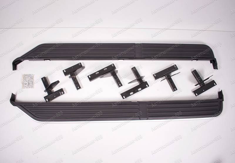   Land Rover Discovery 4 (2)  -999