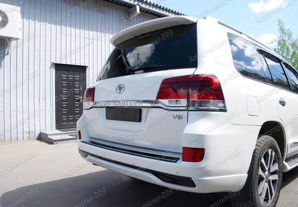  Toyota /  Land Cruiser 200 2012 / 24 / autotuning999.ru