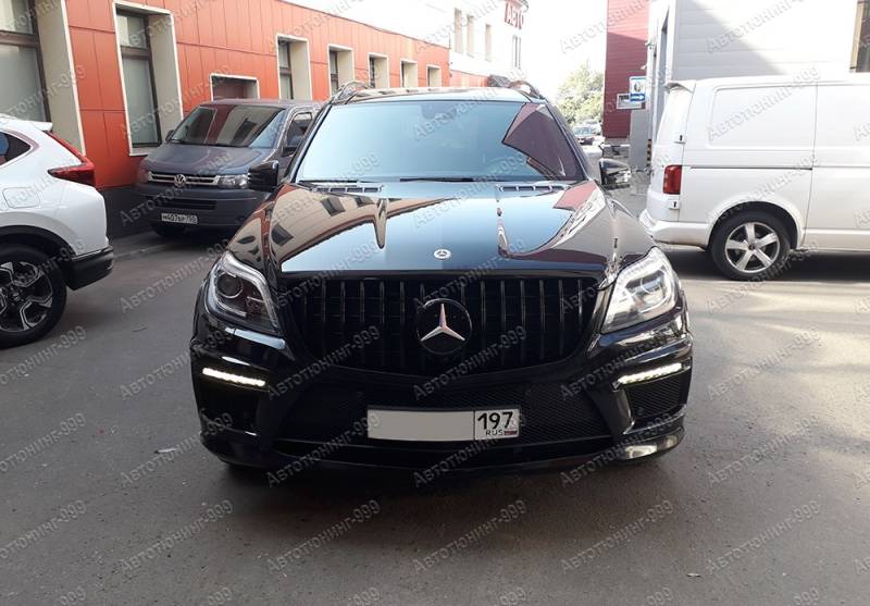  GT  Mercedes GL-klass (X 166)  (8)  -999