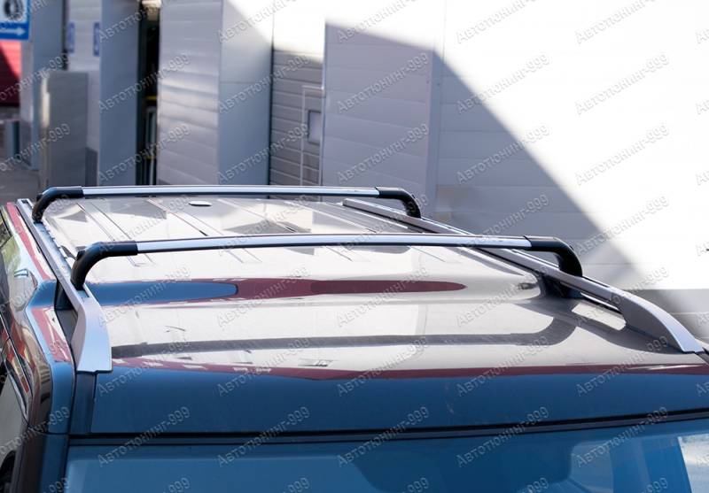    Land Rover Discovery 4  (2)  -999