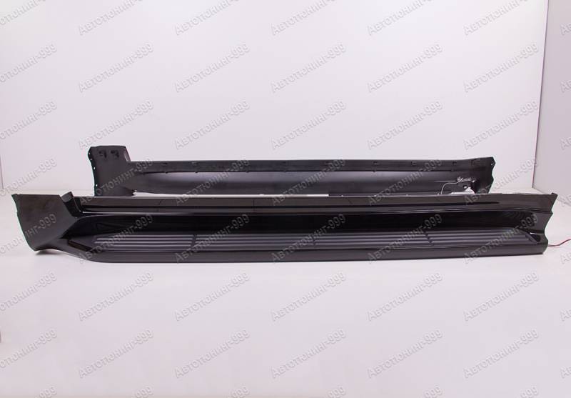   Toyota Land Cruiser 300    (4)  -999