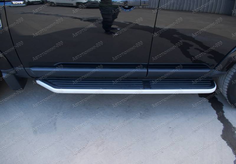   Land Rover Discovery 4 (18)  -999