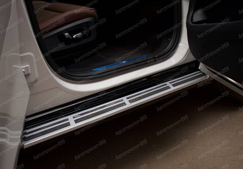   BMW X7 (G 07)   (9)  -999