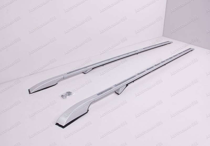  Land Rover Discovery 3  (3)  -999