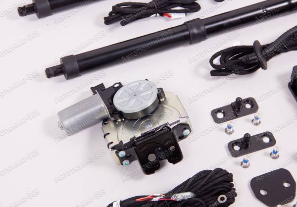     Toyota /  Land Cruiser 200 2016 / 6 / autotuning999.ru