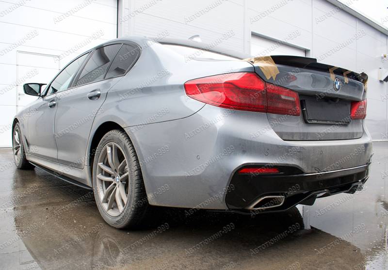  M Performance  BMW 5  G 30  (17)  -999