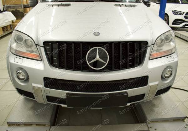      Mercedes-Benz / - M-klass 2005 / 10 / autotuning999.ru