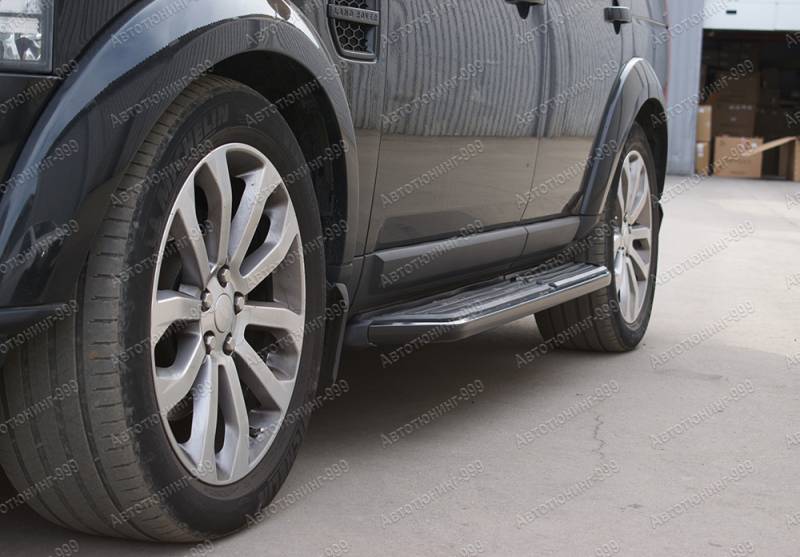   Land Rover Discovery 4   black (13)  -999