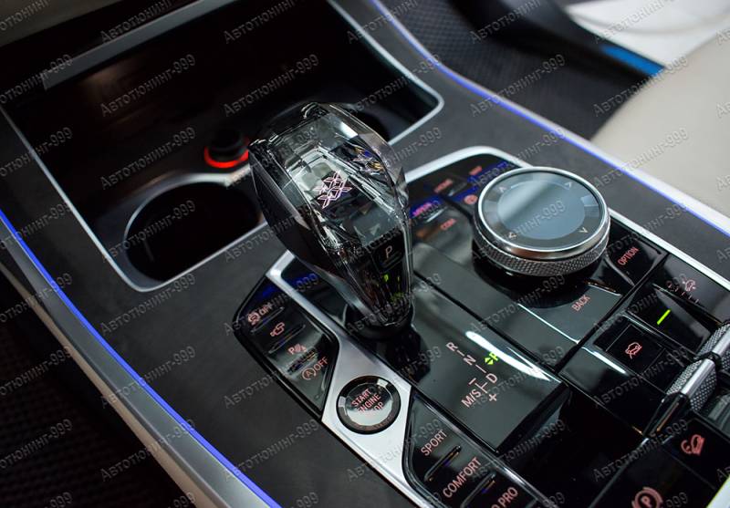  Crystal X  BMW X7 (G 07) (11)  -999