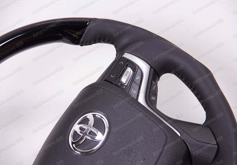    Toyota Land Cruiser 200 (2016)  (5)  -999