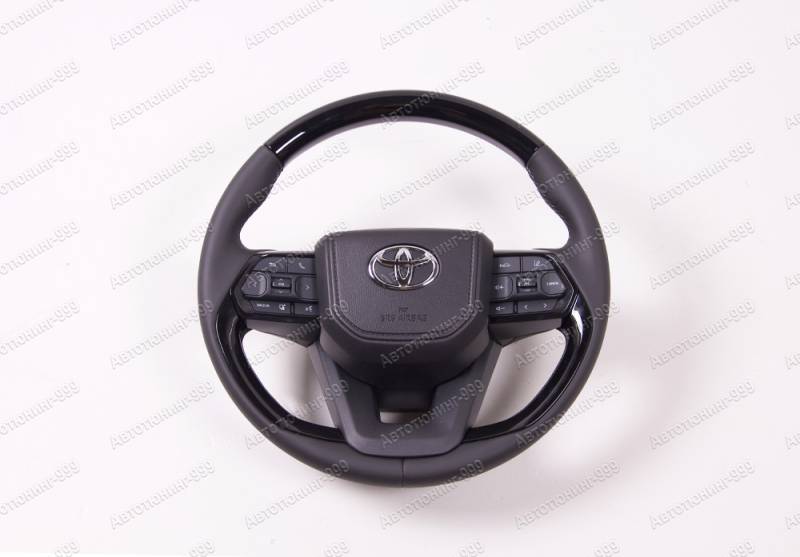   Toyota Land Cruiser 200 (2016)   -   (2)  -999