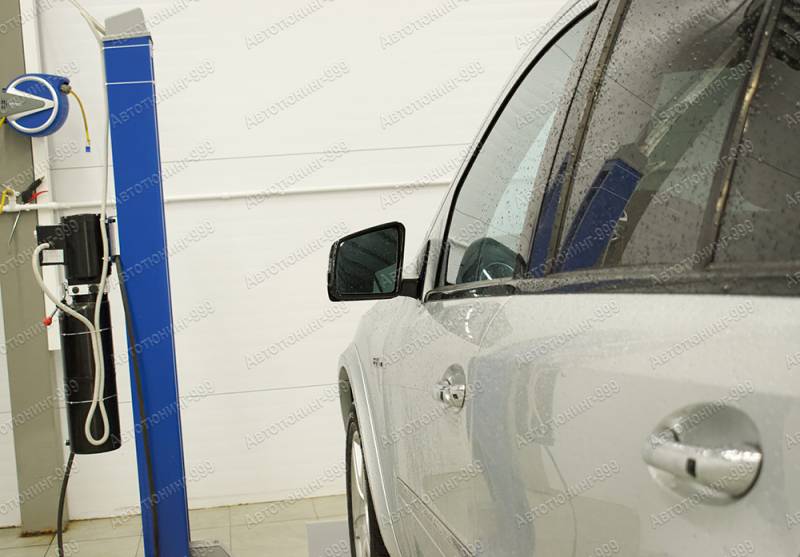   Mercedes M-klass (W 164)  (17)  -999