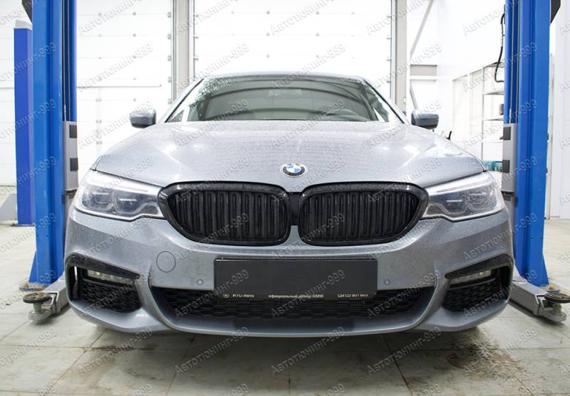   M Performance  BMW 5  G 30  (11)  -999