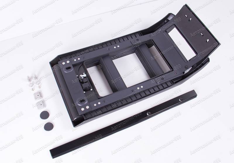    Land Rover Defender 2 (6)  -999