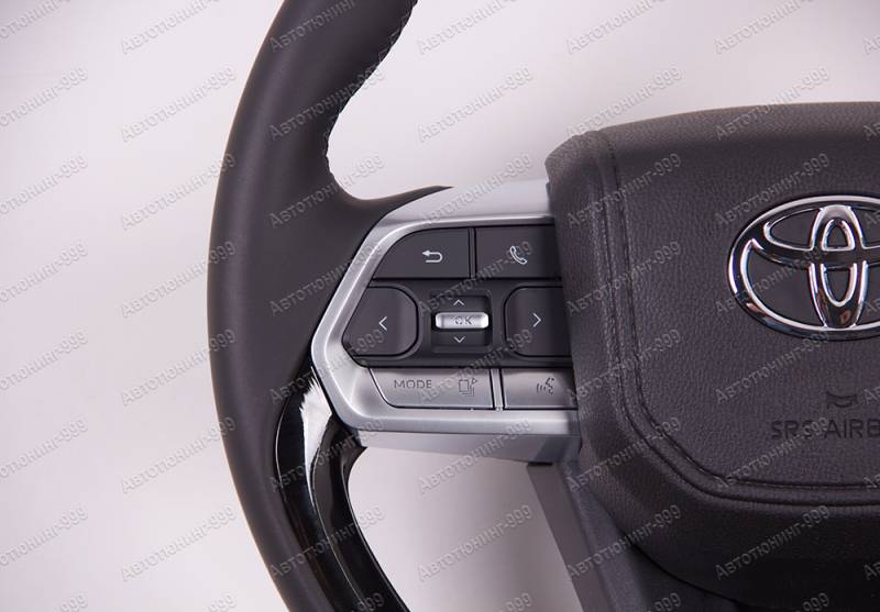  GR   Toyota Land Cruiser 200 (2016) (4)  -999