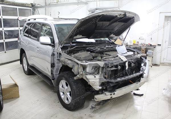  Toyota /  Land Cruiser 200 2012 / 3 / autotuning999.ru