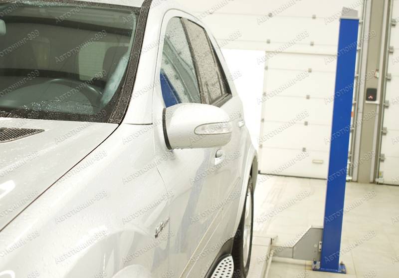   Mercedes M-klass (W 164)  (9)  -999