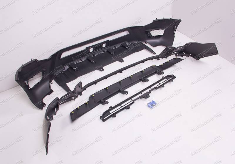   Toyota Land Cruiser 300 (9)  -999