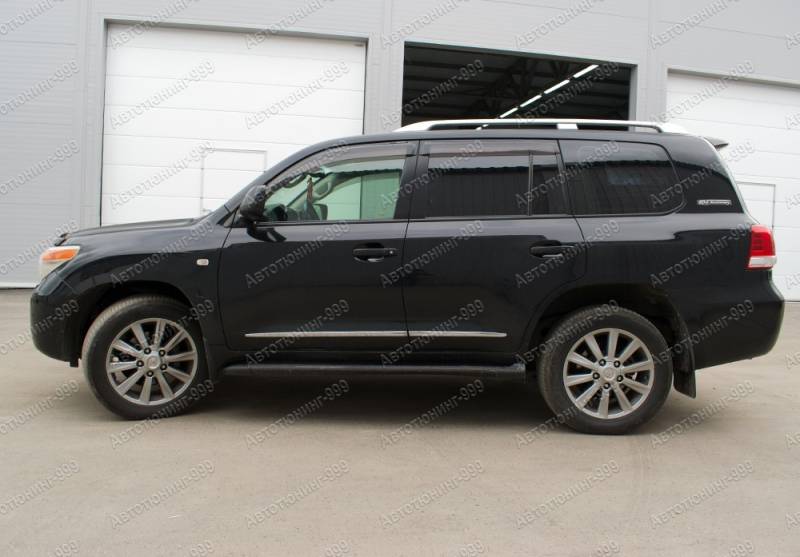  2016 Toyota Land Cruiser 200 (8)  -999