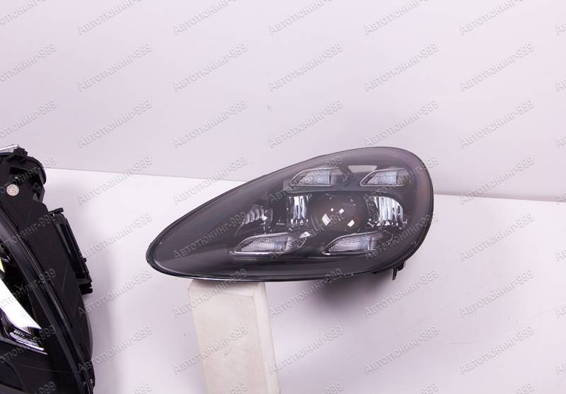   Turbo 2022  Porsche Cayenne (2010 - 2014) (2)  -999