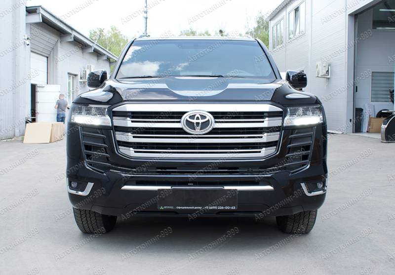  Toyota Land Cruiser 300 ( + ) (20)  -999