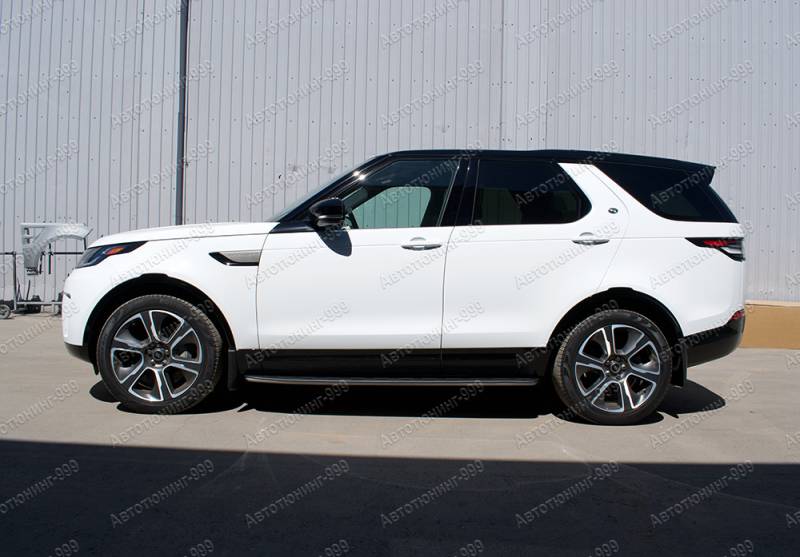   Land Rover Discovery 5 (10)  -999