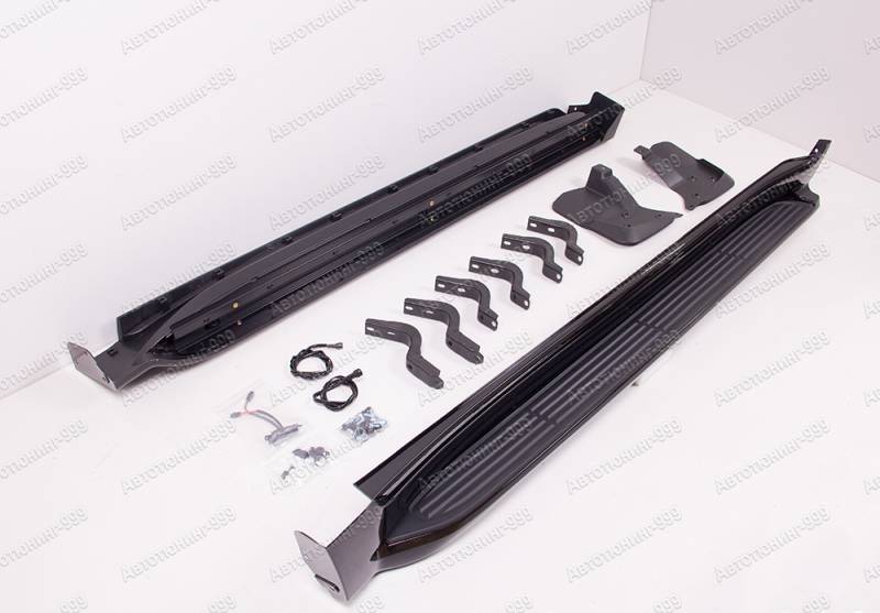   Toyota Land Cruiser 200  Land Cruiser 300   (5)  -999