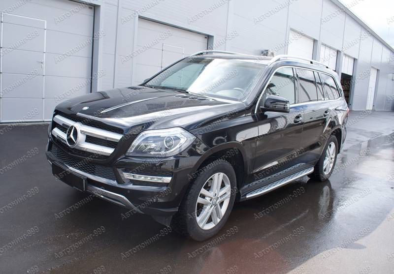   Mercedes GL-klass (X 166)   (9)  -999