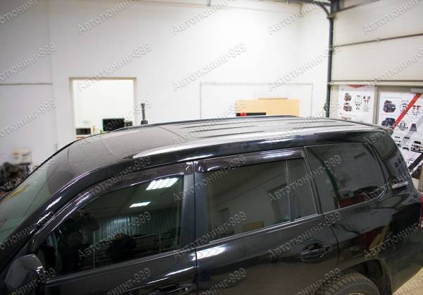    Toyota /  Land Cruiser 200 2007 / 4 / autotuning999.ru