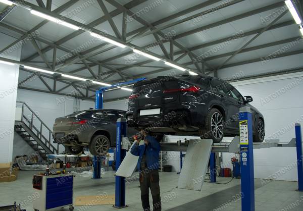  BMW /  X4 2018 / 15 / autotuning999.ru