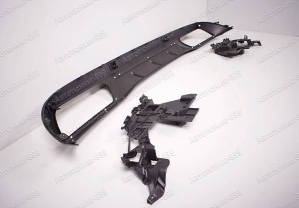  Mercedes-Benz / - C-klass (W205) 2018 / 4 / autotuning999.ru