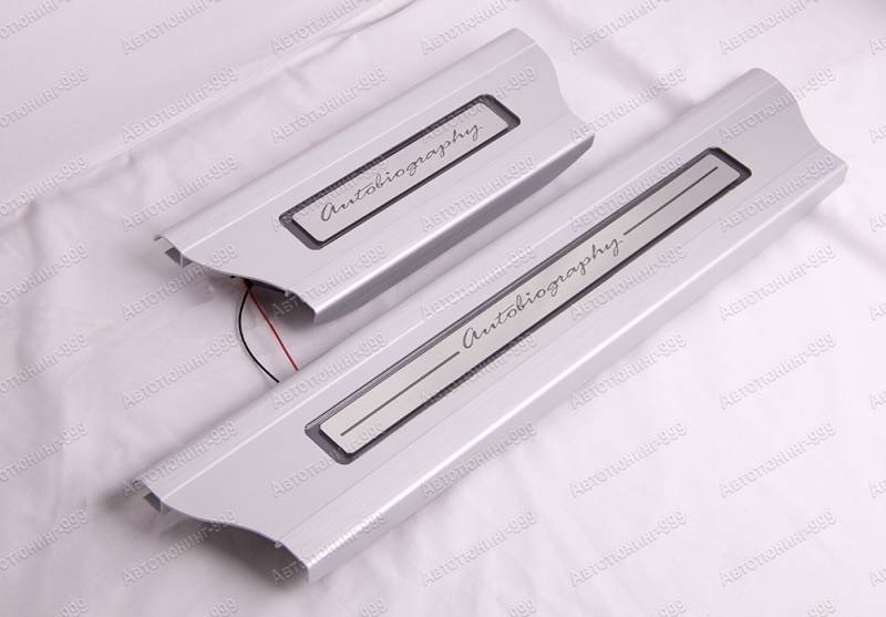    Autobiography  Range Rover (3)  -999