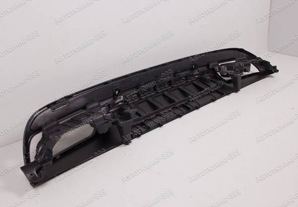  Mercedes-Benz / - C-klass (W205) 2018 / 4 / autotuning999.ru