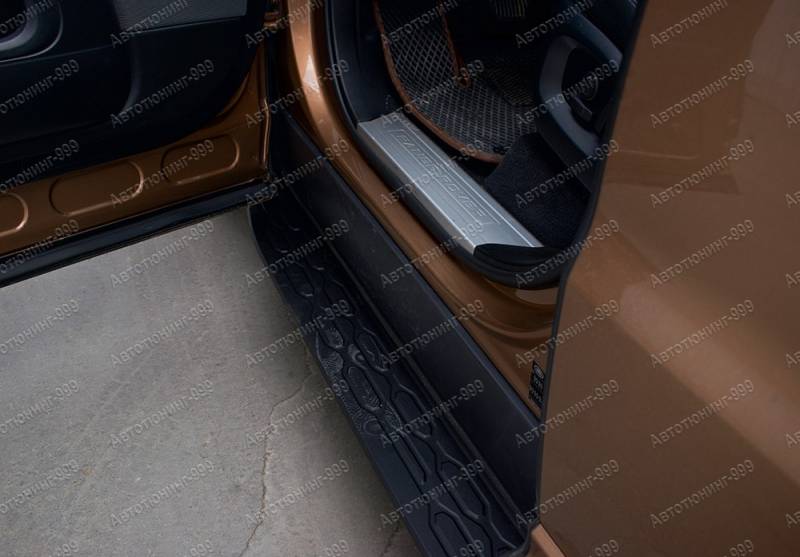   Range Rover Sport New 2014-2017 . (9)  -999