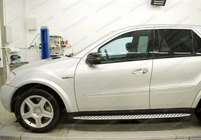   Mercedes M-klass (W 164)  (11)  -999