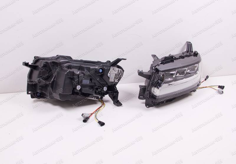  Toyota Land Cruiser 300 (4)  -999