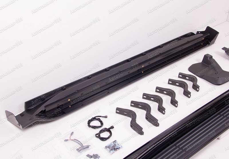   Toyota Land Cruiser 200  Land Cruiser 300   (6)  -999