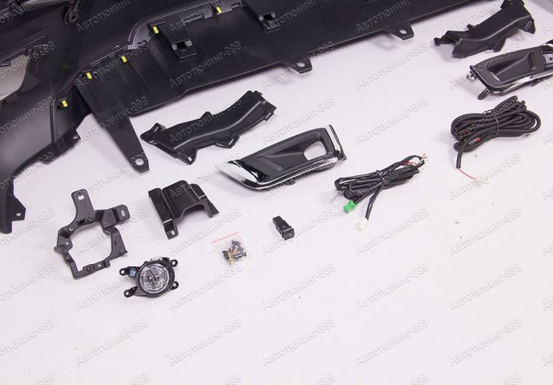  Toyota Land Cruiser 300 ( + ) (7)  -999