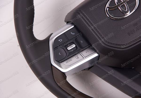  Toyota /  Land Cruiser 200 2016 / 4 / autotuning999.ru