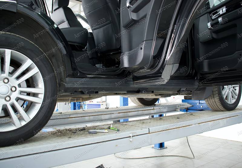   Land Rover Discovery 4 (11)  -999