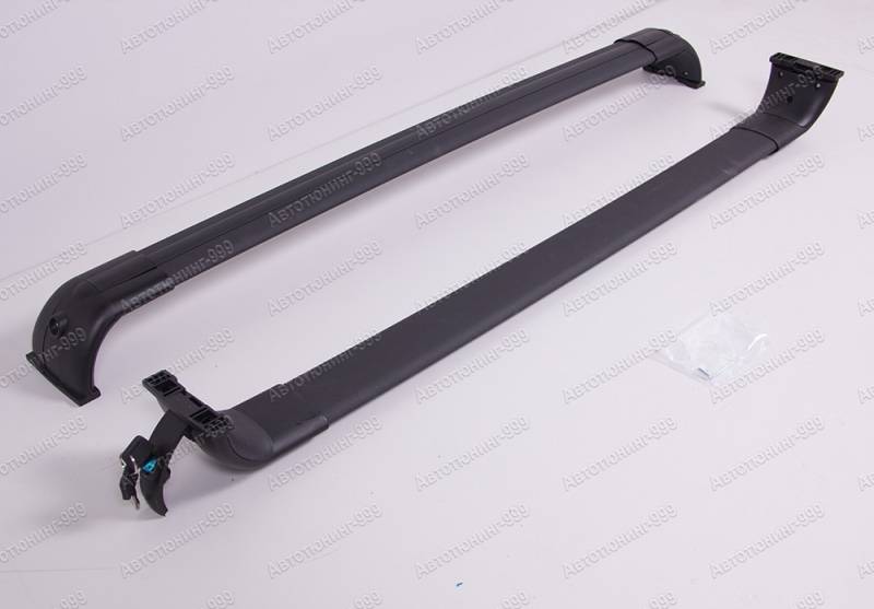   Land Rover Discovery 3  (4)  -999