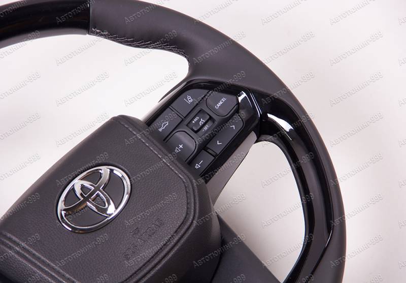   Toyota Land Cruiser 200 (2016)   -   (5)  -999