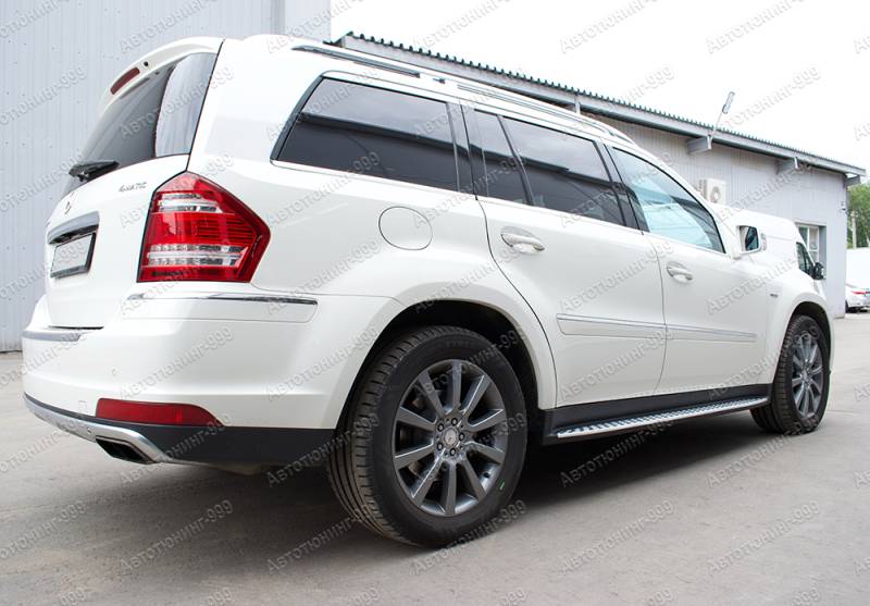   Mercedes GL-Klass (X 164) (9)  -999