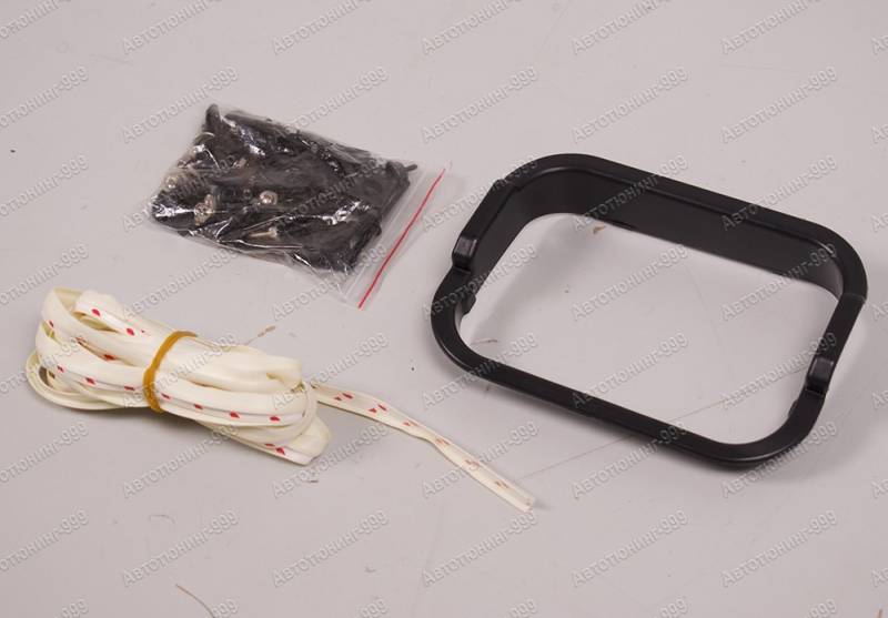  Executive Lounge Toyota Land Cruiser 200 ( ) (8)  -999