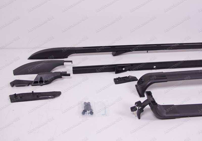    Land Rover Discovery 3  (4)  -999