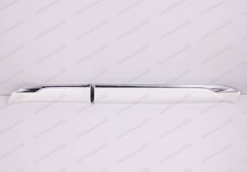    Toyota Land Cruiser 300 (2021-.) (5)  -999