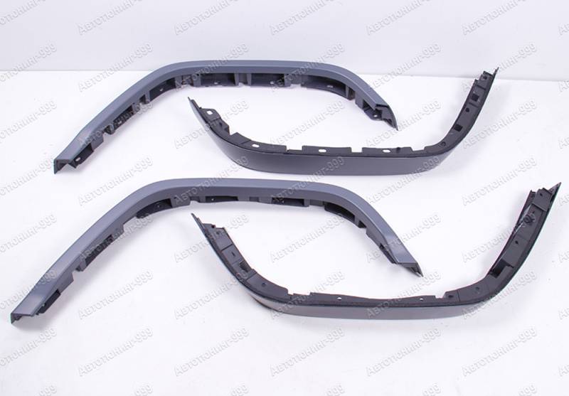   465  Mercedes G-klass (W 463) 2018-. (11)  -999