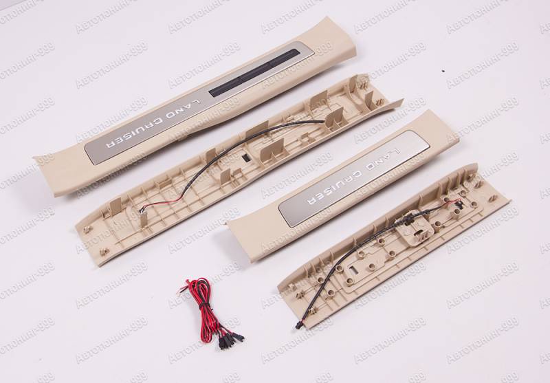      Land Cruiser  Toyota Land Cruiser 300 (2021-.)   (4)  -999