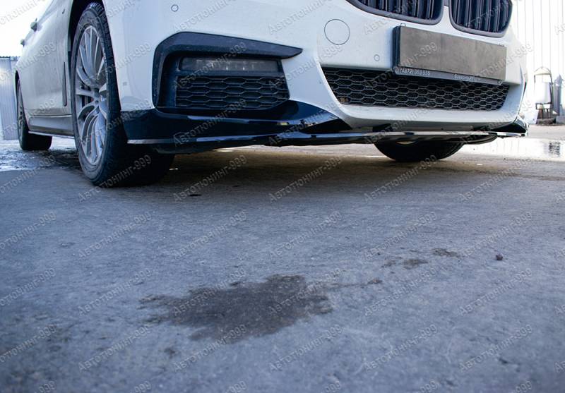    M Performance  BMW 5  G 30  (22)  -999