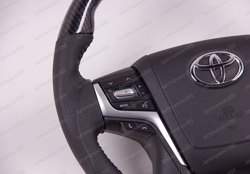    Toyota Land Cruiser 200 (2016)  (4)  -999